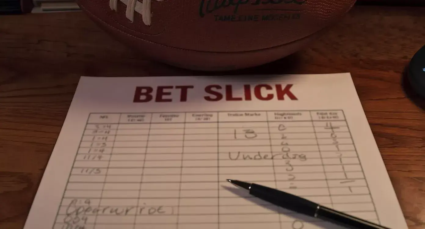 UK NFL moneyline bet slip showing fractional odds for favourite and underdog